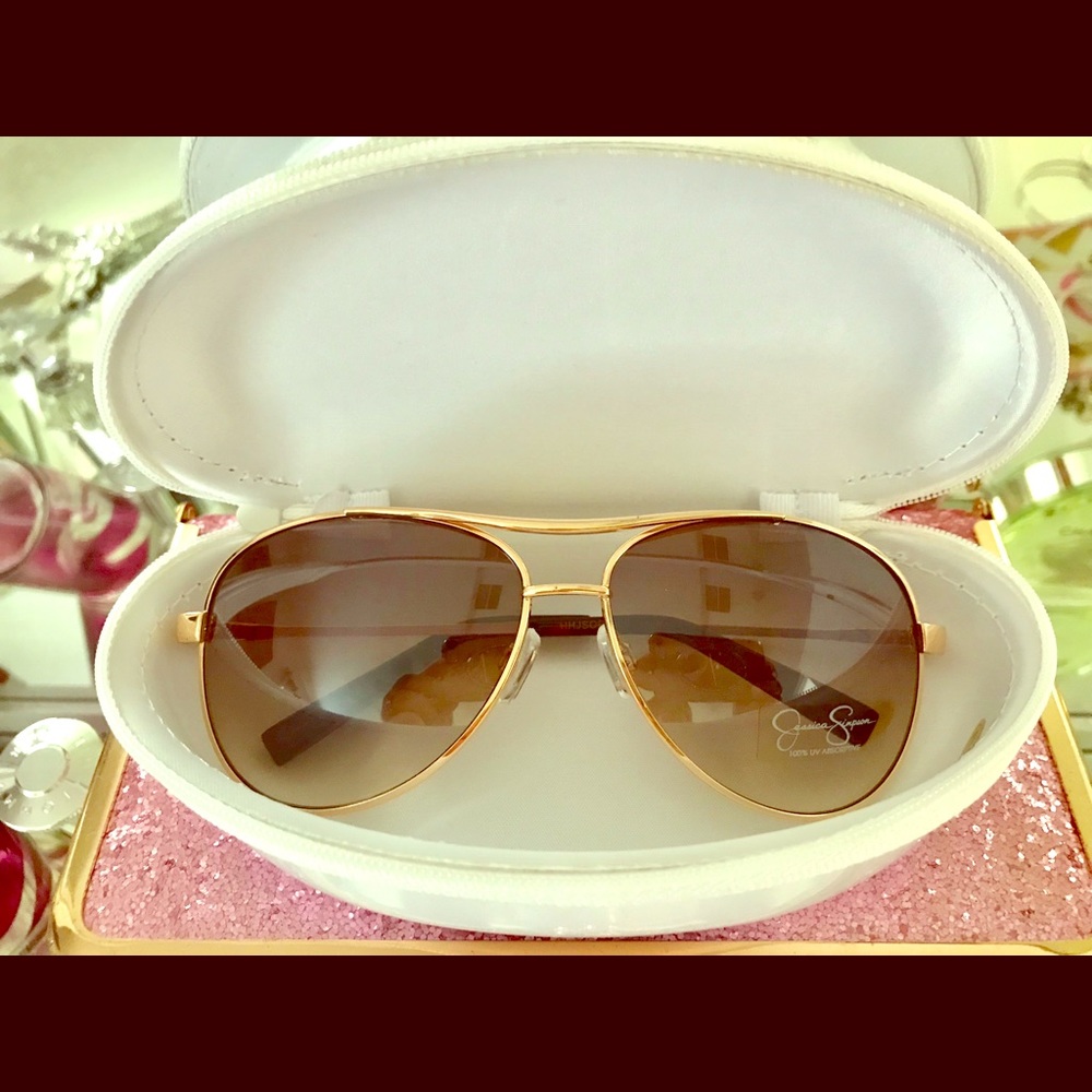 Jéssica Simpson Sunglasses